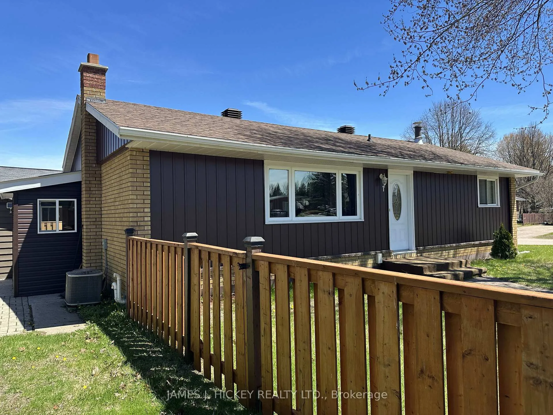 Photo 28 of 1 Highland Crescent, Deep River — HOMEH
