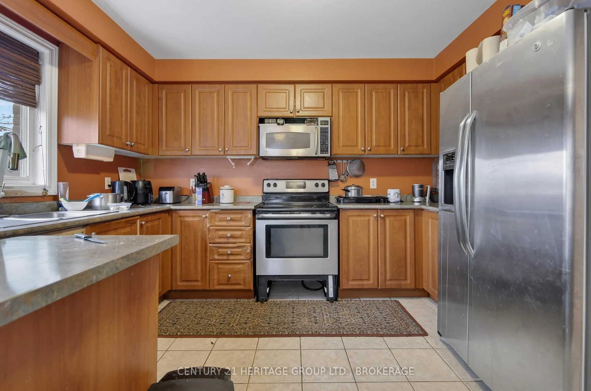 Photo 17 of 30 Lang Drive, Barrie, Northwest — HOMEH