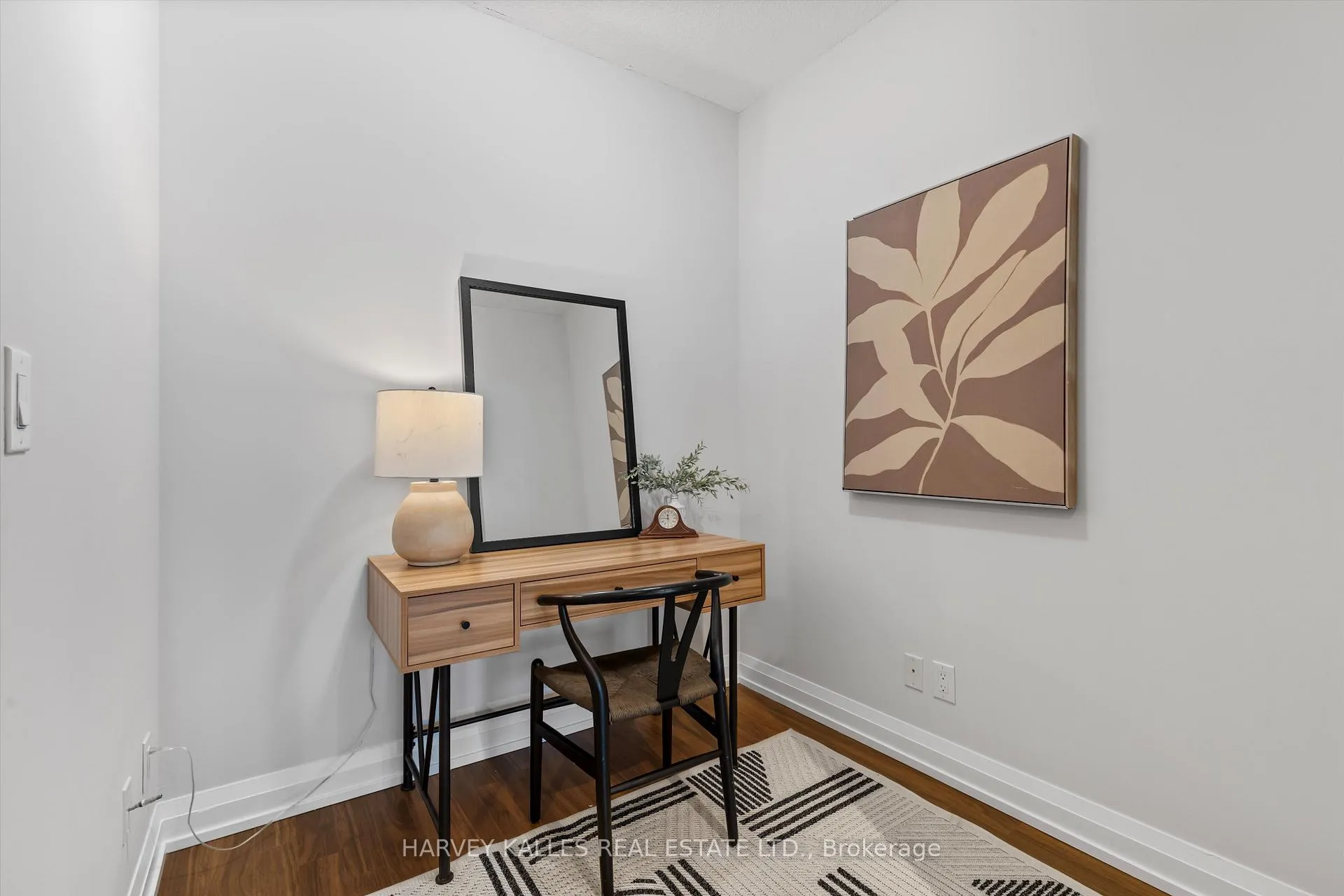 Photo 14 of Unit 709, 7171 Yonge Street, Markham, Grandview — HOMEH