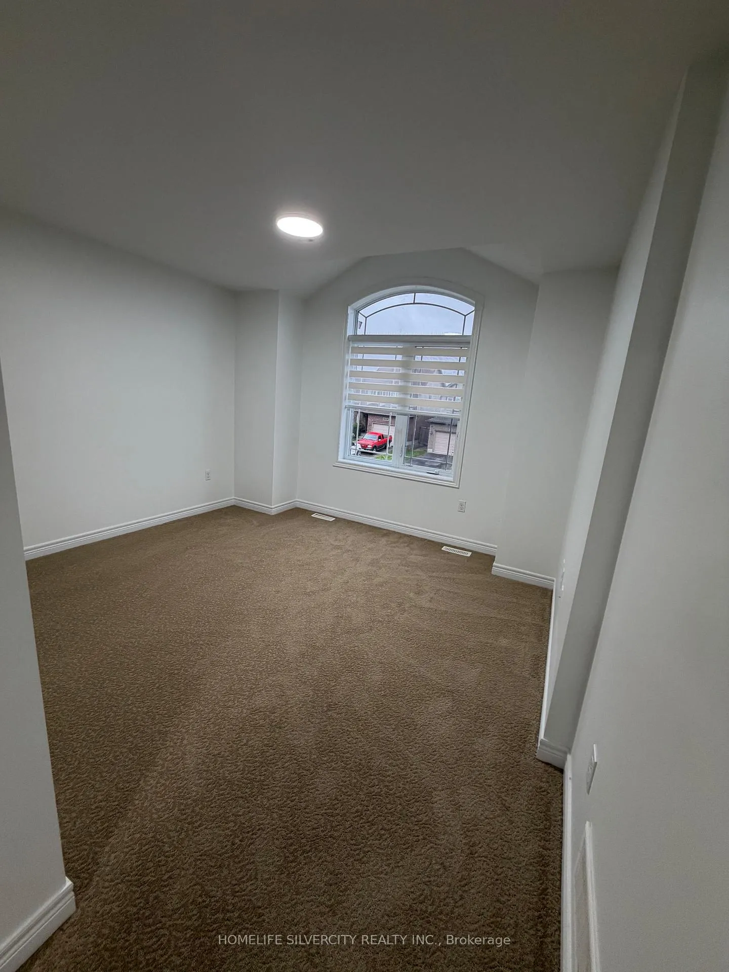 Photo 10 of 1838 Reilly Walk, London, North D — HOMEH