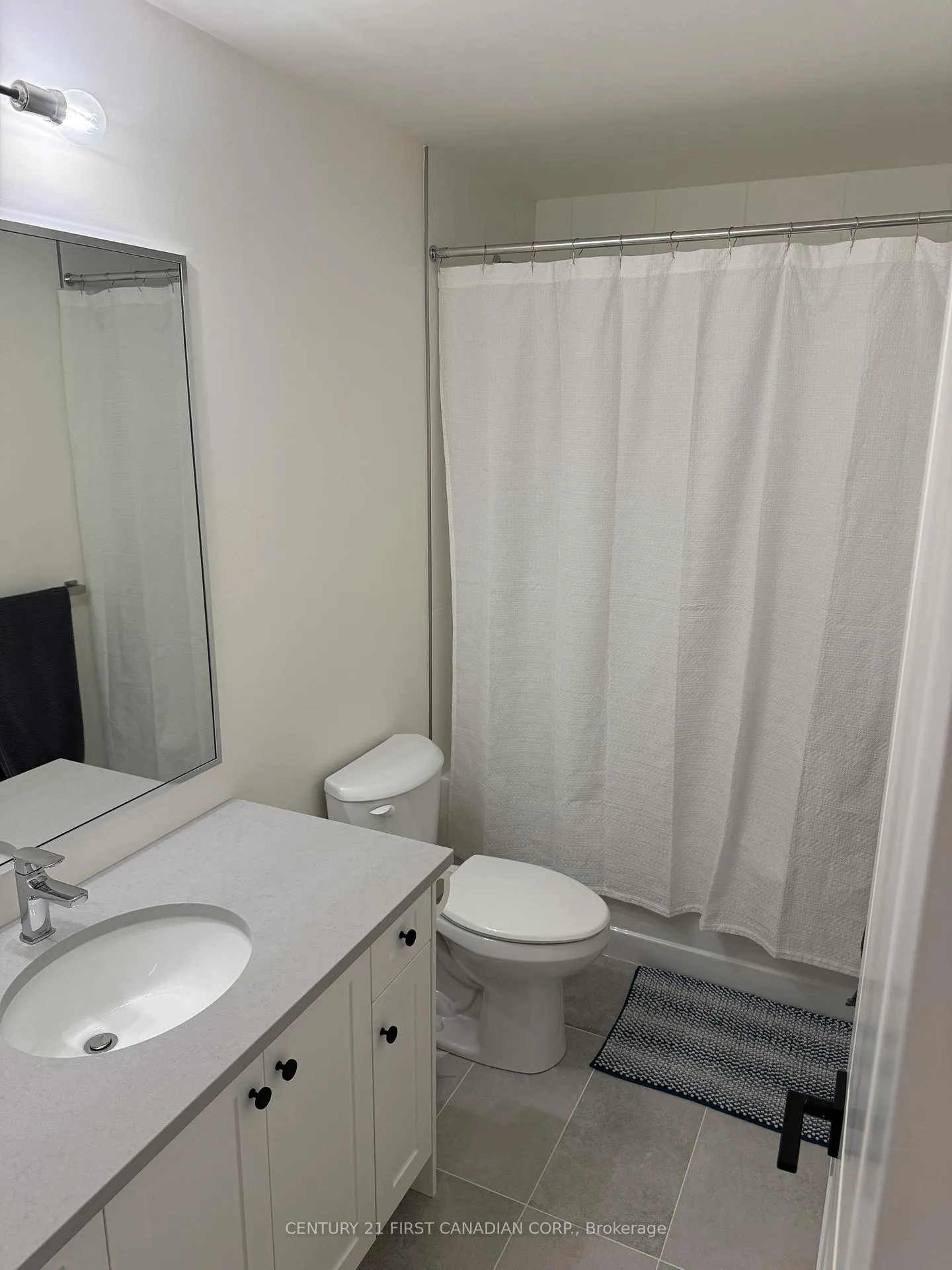 Photo 12 of Unit 59, 147 Scott's Drive, Lucan Biddulph, Clandeboye — HOMEH
