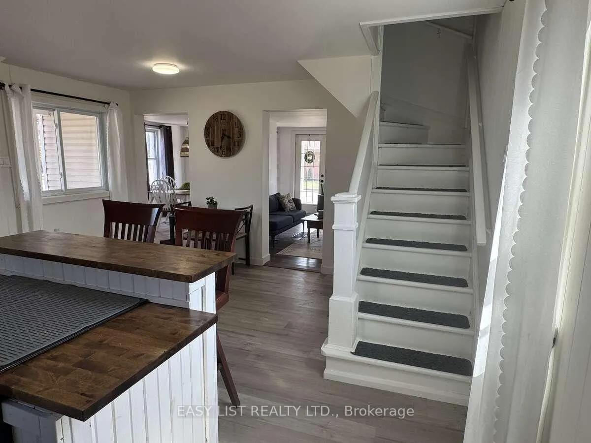 Photo 8 of 104 Siberia Road, Madawaska Valley, Madawaska Valley — HOMEH