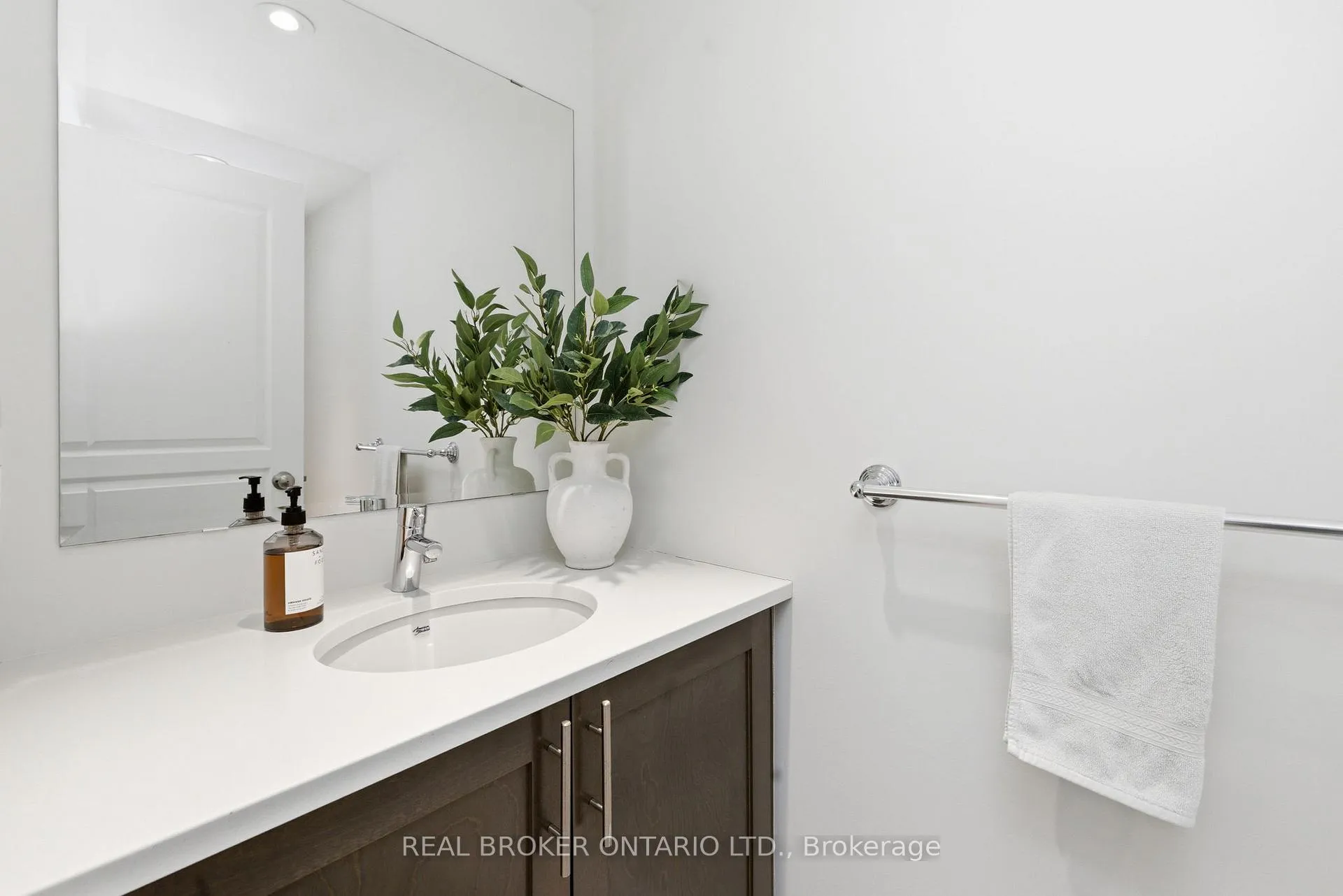 Photo 8 of 340 Twinflower Way, Ottawa, Barrhaven - Longfields — HOMEH