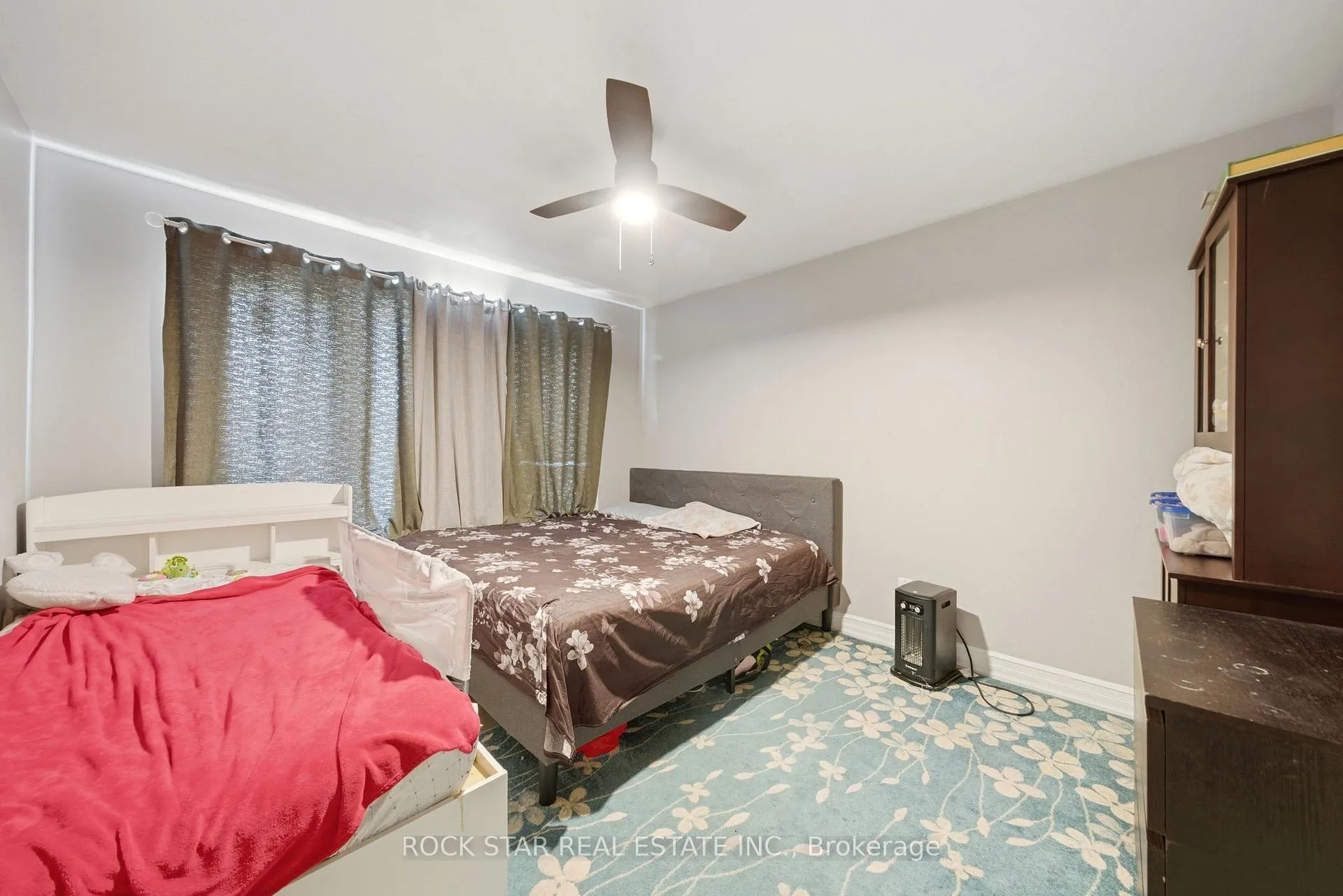 Photo 13 of 250 Grantham Avenue, St. Catharines, Carlton/Bunting — HOMEH