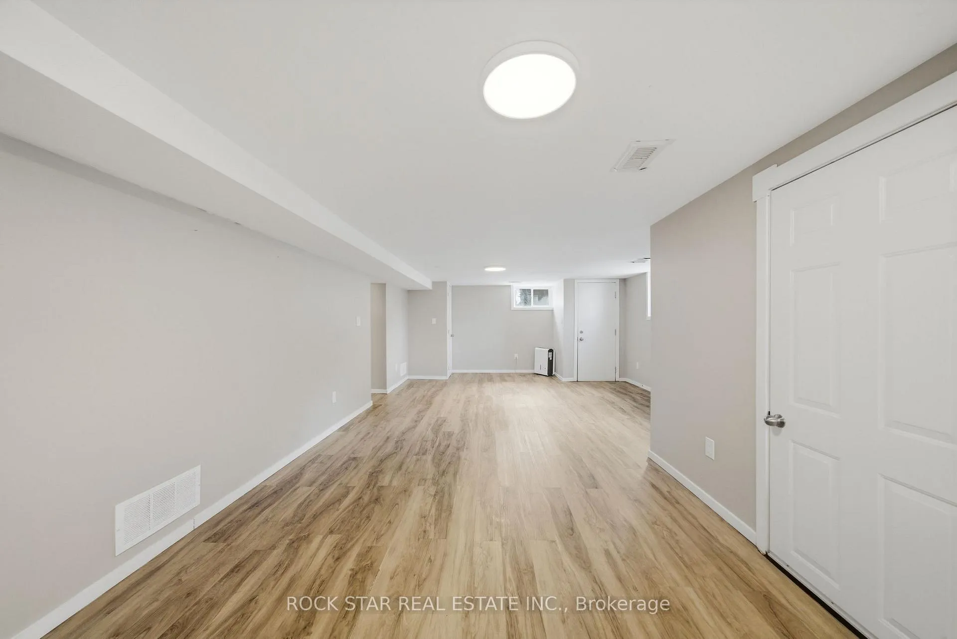 Photo 36 of 250 Grantham Avenue, St. Catharines, Carlton/Bunting — HOMEH