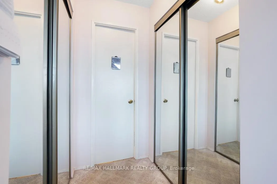 Photo 12 of Unit 207, 545 St Laurent Boulevard, Ottawa, Viscount Alexander Park — HOMEH