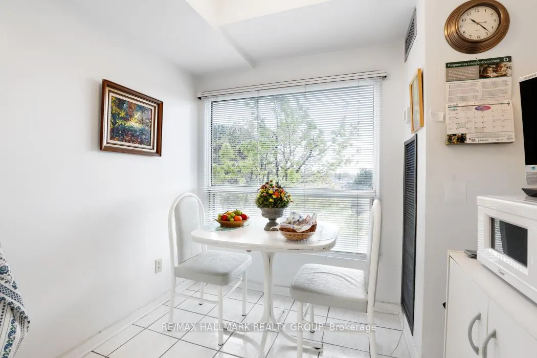 Photo 22 of Unit 207, 545 St Laurent Boulevard, Ottawa, Viscount Alexander Park — HOMEH