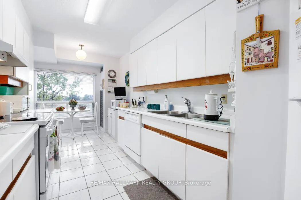 Photo 26 of Unit 207, 545 St Laurent Boulevard, Ottawa, Viscount Alexander Park — HOMEH