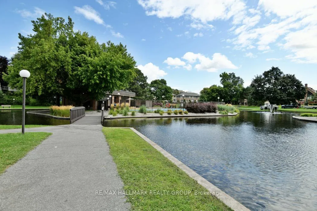 Photo 40 of Unit 207, 545 St Laurent Boulevard, Ottawa, Viscount Alexander Park — HOMEH