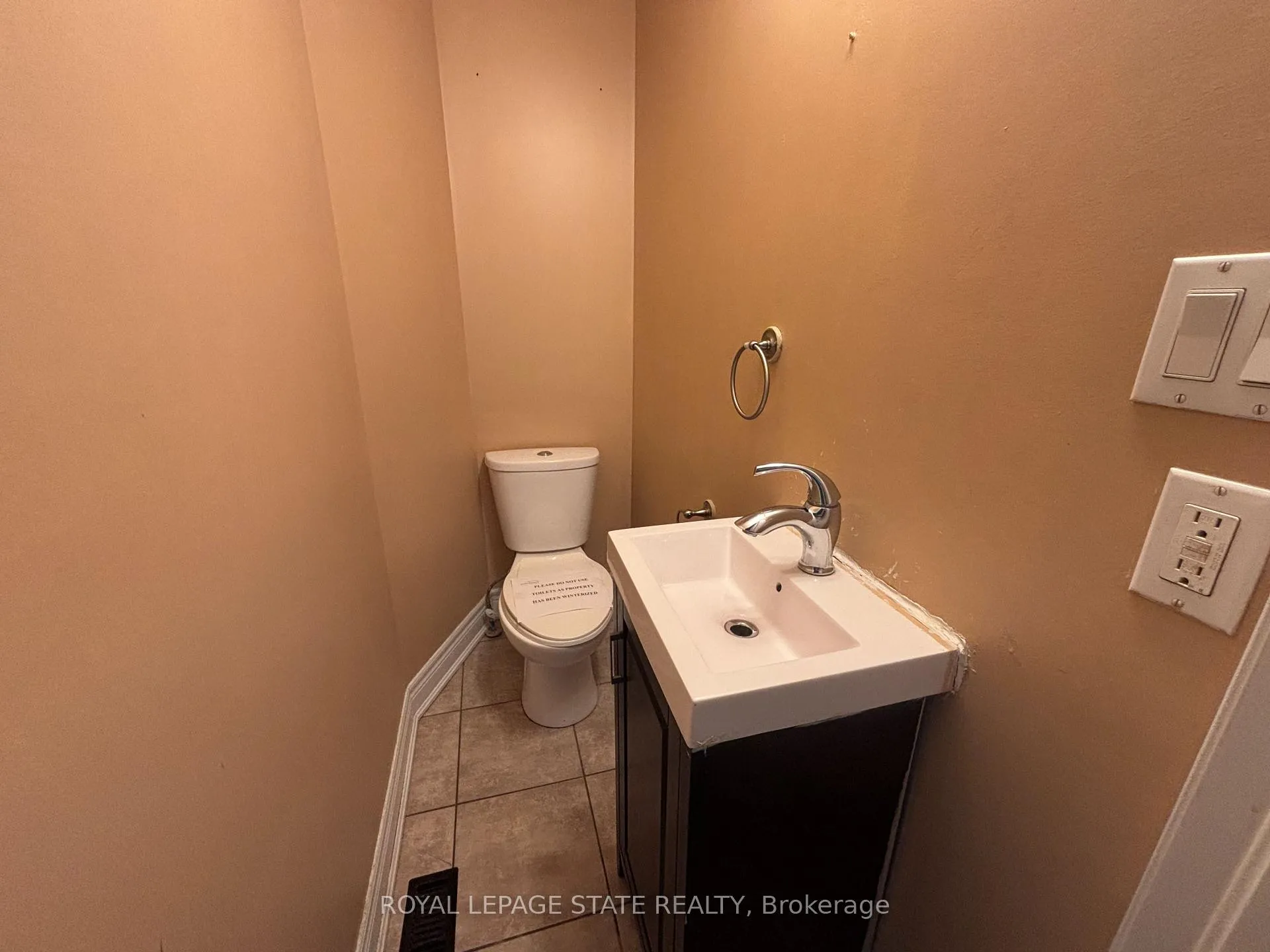 Photo 14 of 109 Belview Avenue, Hamilton, Crown Point — HOMEH