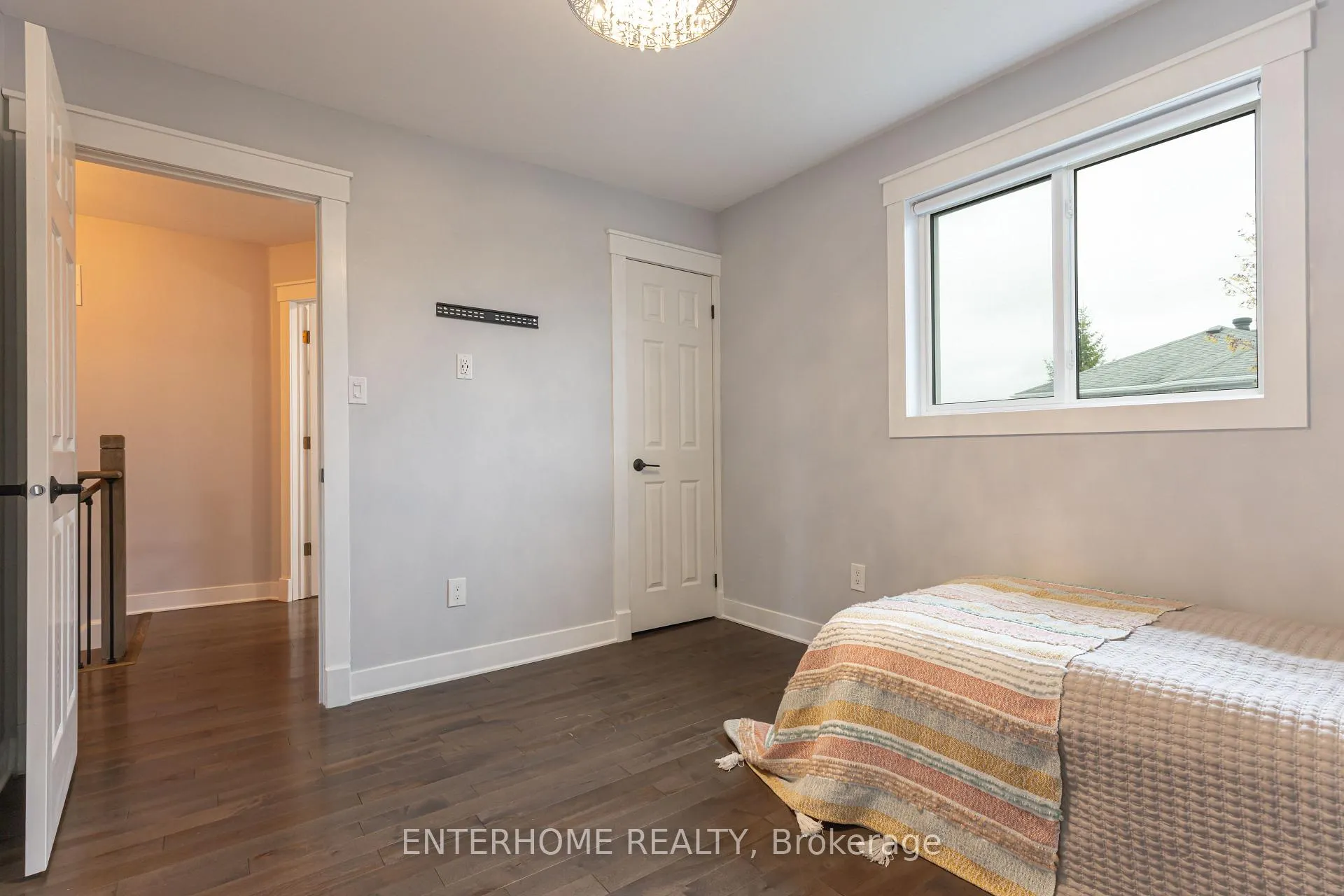 Photo 16 of 127 Birchwood Drive, Barrie, East Bayfield — HOMEH