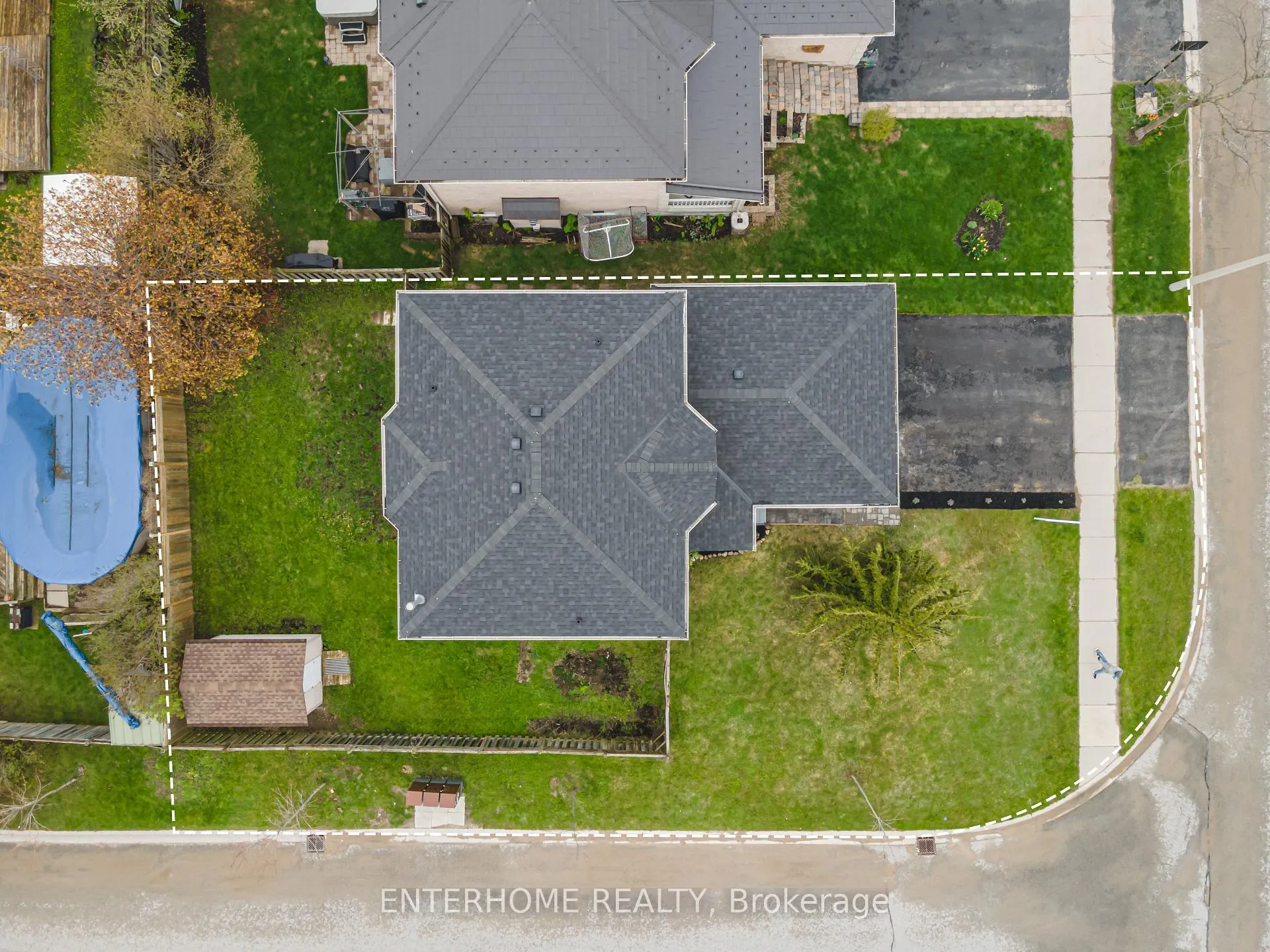 Photo 34 of 127 Birchwood Drive, Barrie, East Bayfield — HOMEH