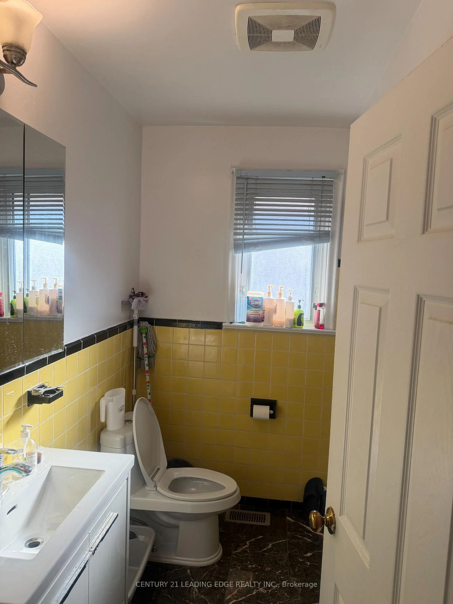 Photo 17 of Unit Main, 62 Lombardy Crescent, Scarborough, Kennedy Park — HOMEH
