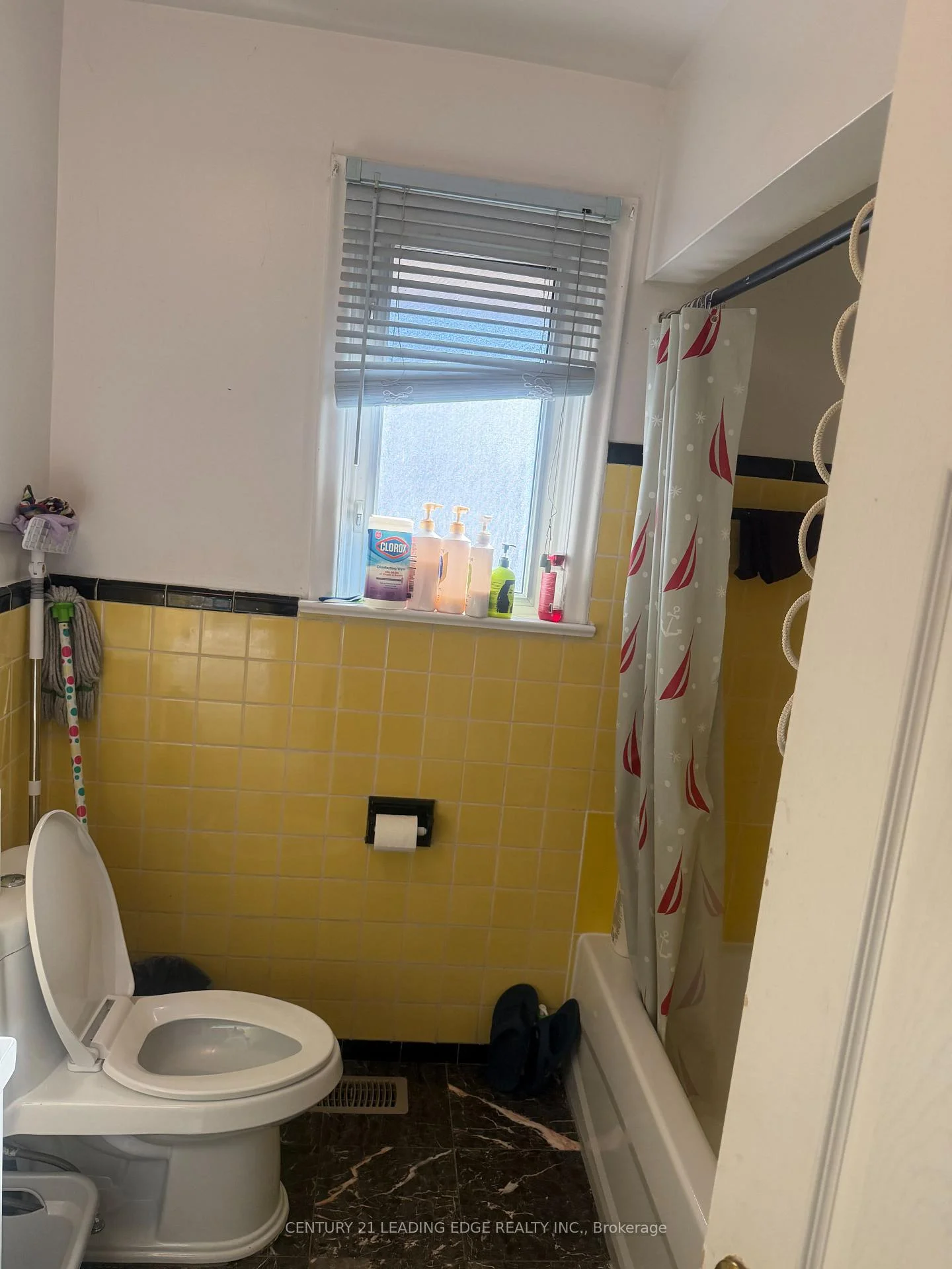 Photo 19 of Unit Main, 62 Lombardy Crescent, Scarborough, Kennedy Park — HOMEH