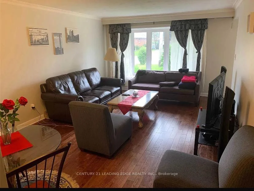 Photo 3 of Unit Main, 62 Lombardy Crescent, Scarborough, Kennedy Park — HOMEH