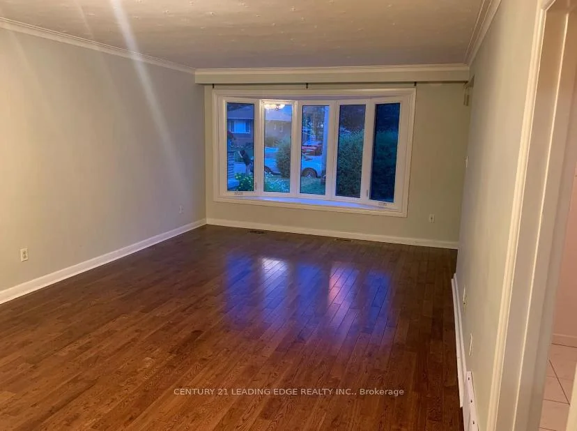 Photo 5 of Unit Main, 62 Lombardy Crescent, Scarborough, Kennedy Park — HOMEH