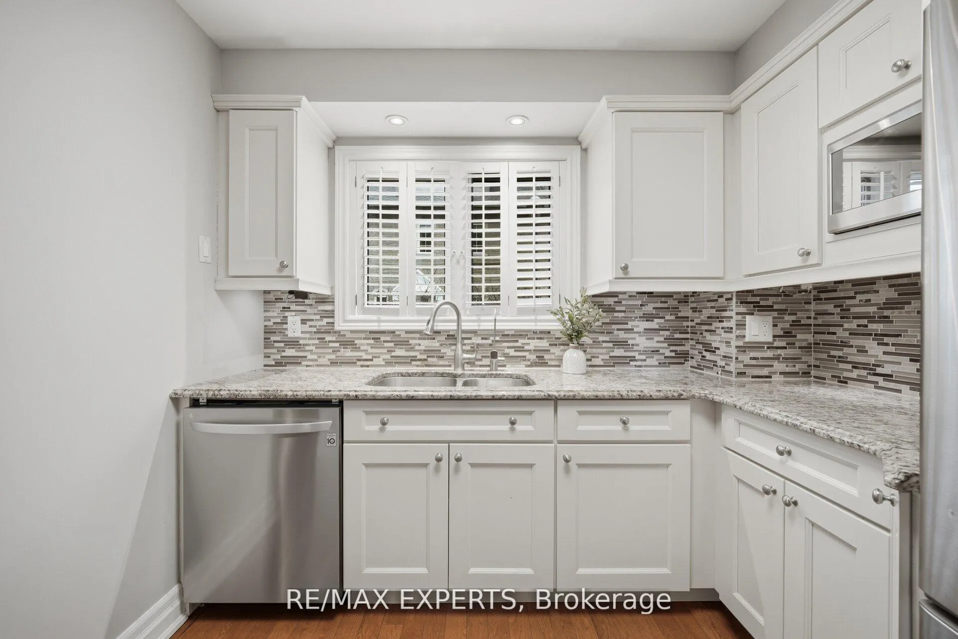 Photo 4 of Unit 112, 1995 Royal Road, Pickering, Village East — HOMEH