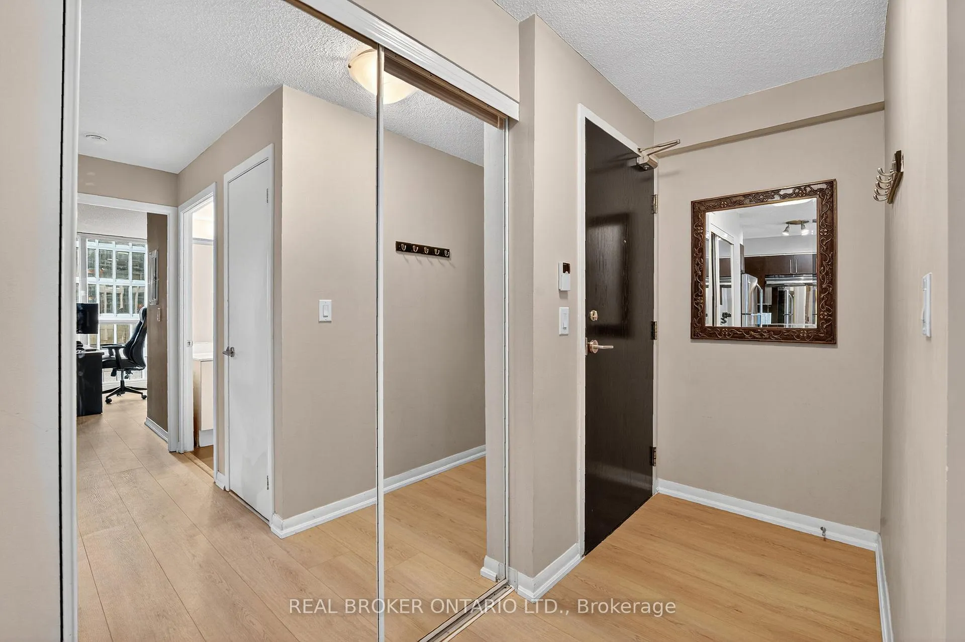 Photo 24 of Unit 409, 96 St Patrick Street, Toronto, Kensington-Chinatown — HOMEH