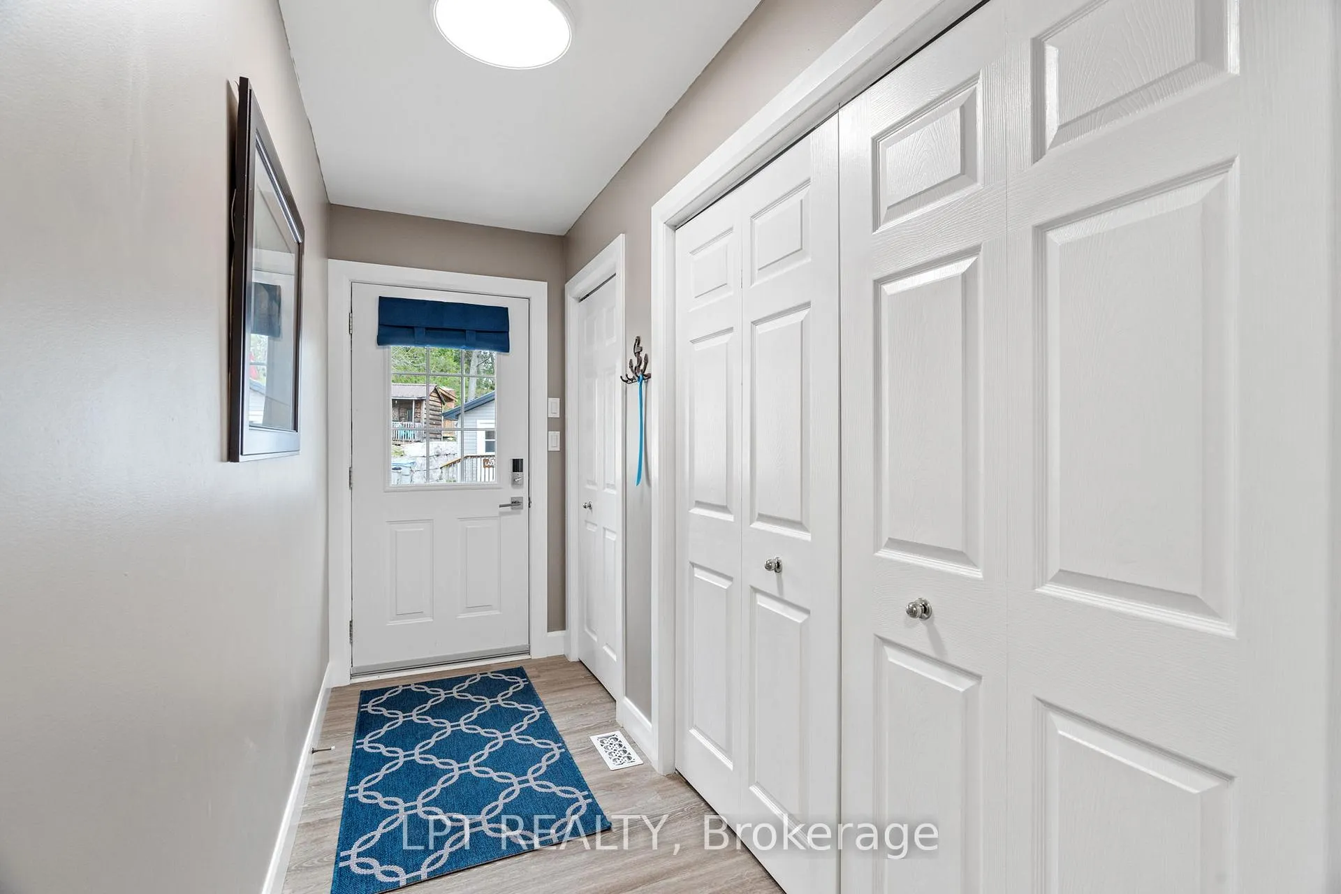 Photo 12 of 7652 Riverside Drive, Lambton Shores, Port Franks — HOMEH