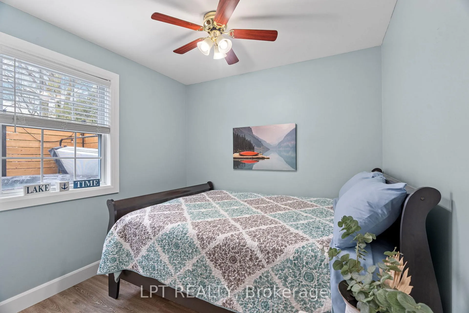 Photo 15 of 7652 Riverside Drive, Lambton Shores, Port Franks — HOMEH