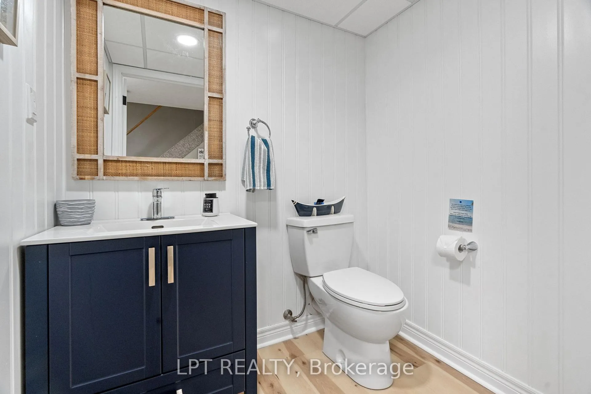 Photo 29 of 7652 Riverside Drive, Lambton Shores, Port Franks — HOMEH