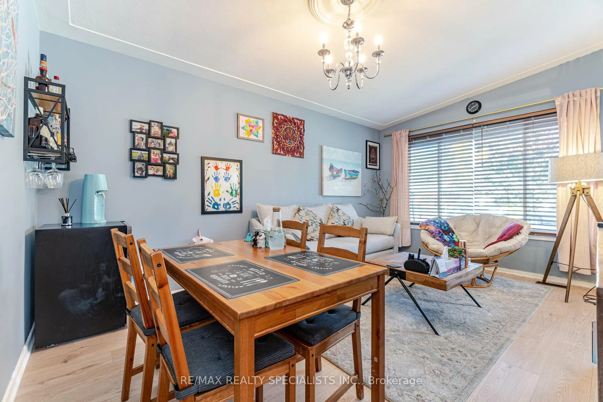 Photo 10 of 22 Balmoral Drive, Guelph, Riverside Park — HOMEH