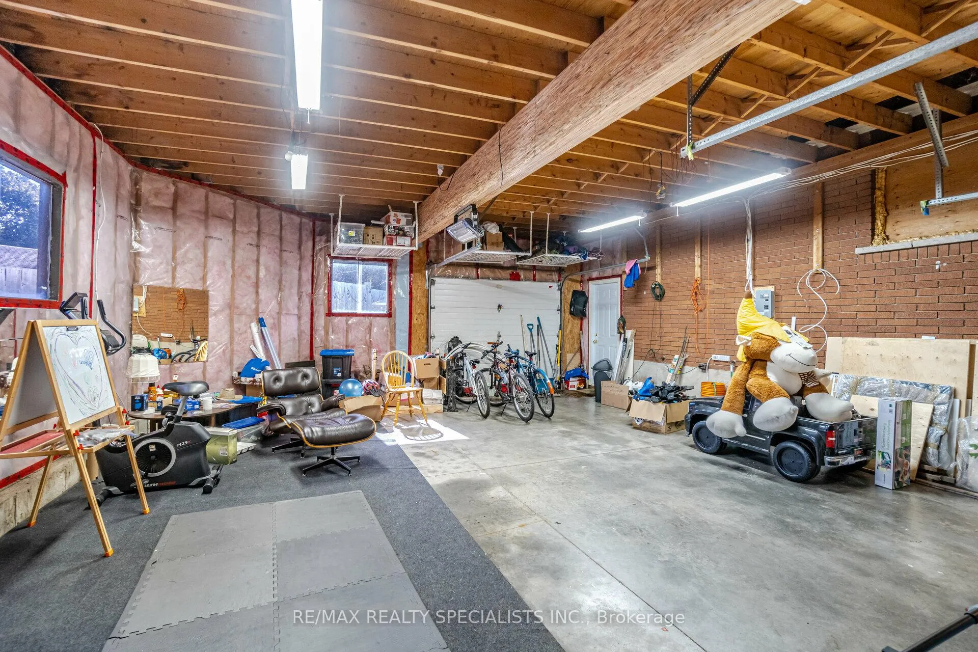 Photo 35 of 22 Balmoral Drive, Guelph, Riverside Park — HOMEH