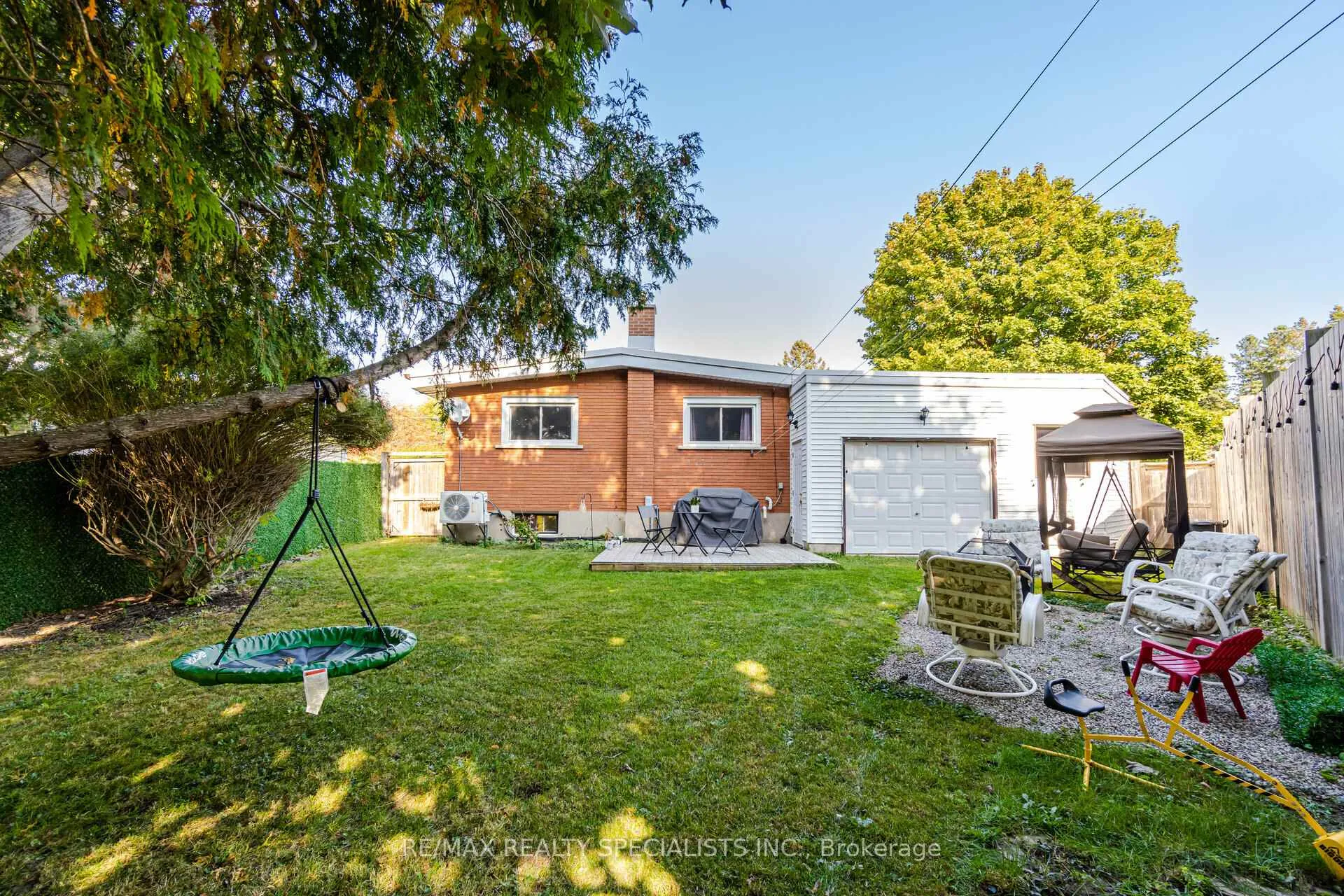 Photo 41 of 22 Balmoral Drive, Guelph, Riverside Park — HOMEH
