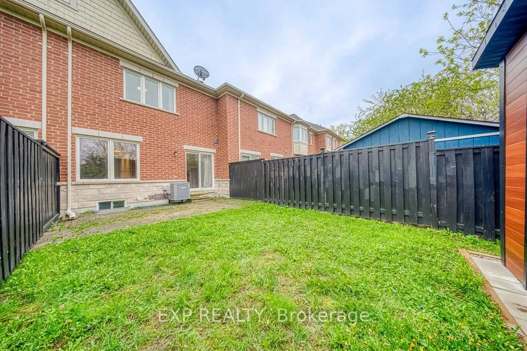 Photo 34 of 7 Northwest Passage, Whitchurch-Stouffville, Stouffville — HOMEH