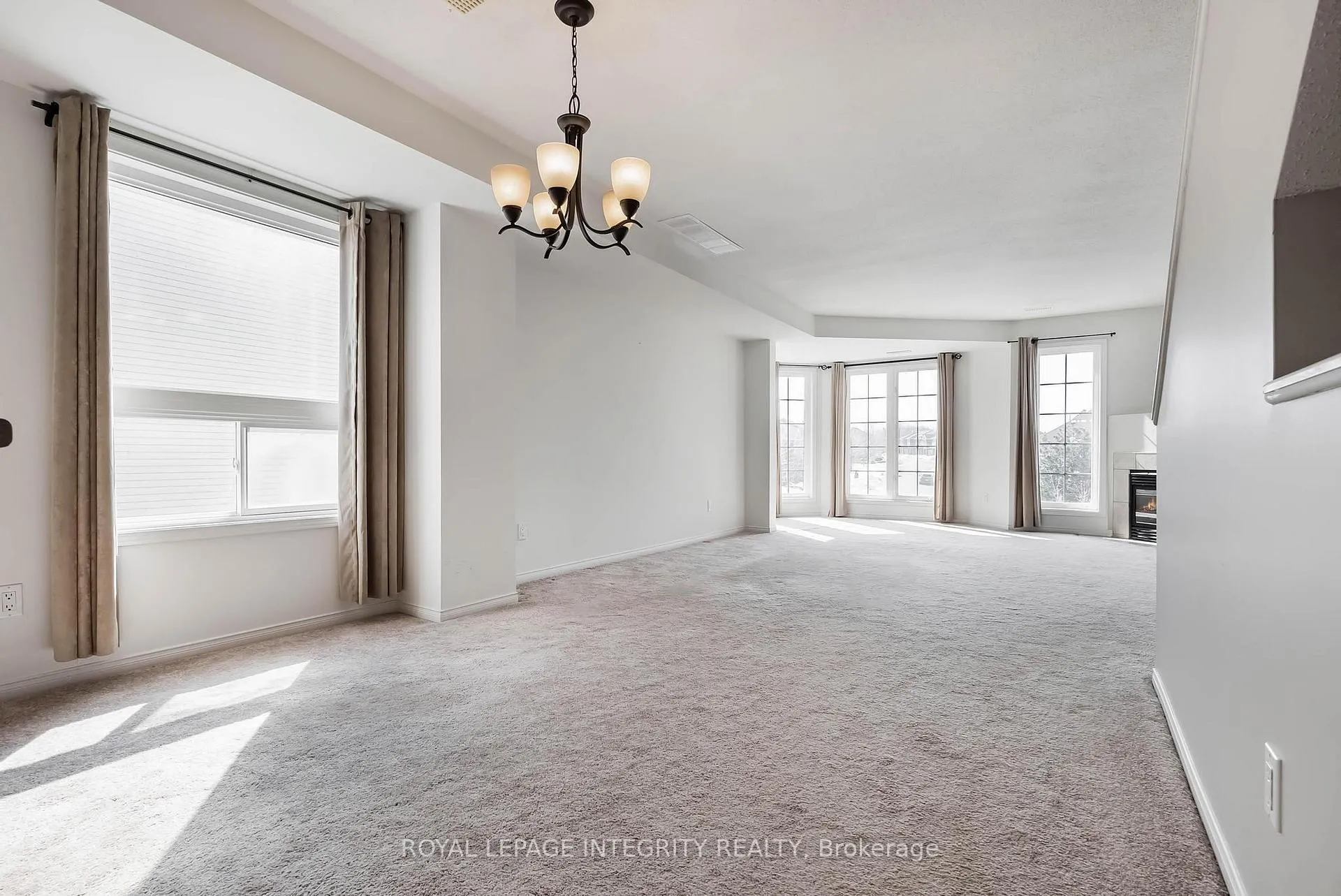 Photo 11 of 888 Longfields Drive, Ottawa, Barrhaven - Longfields — HOMEH