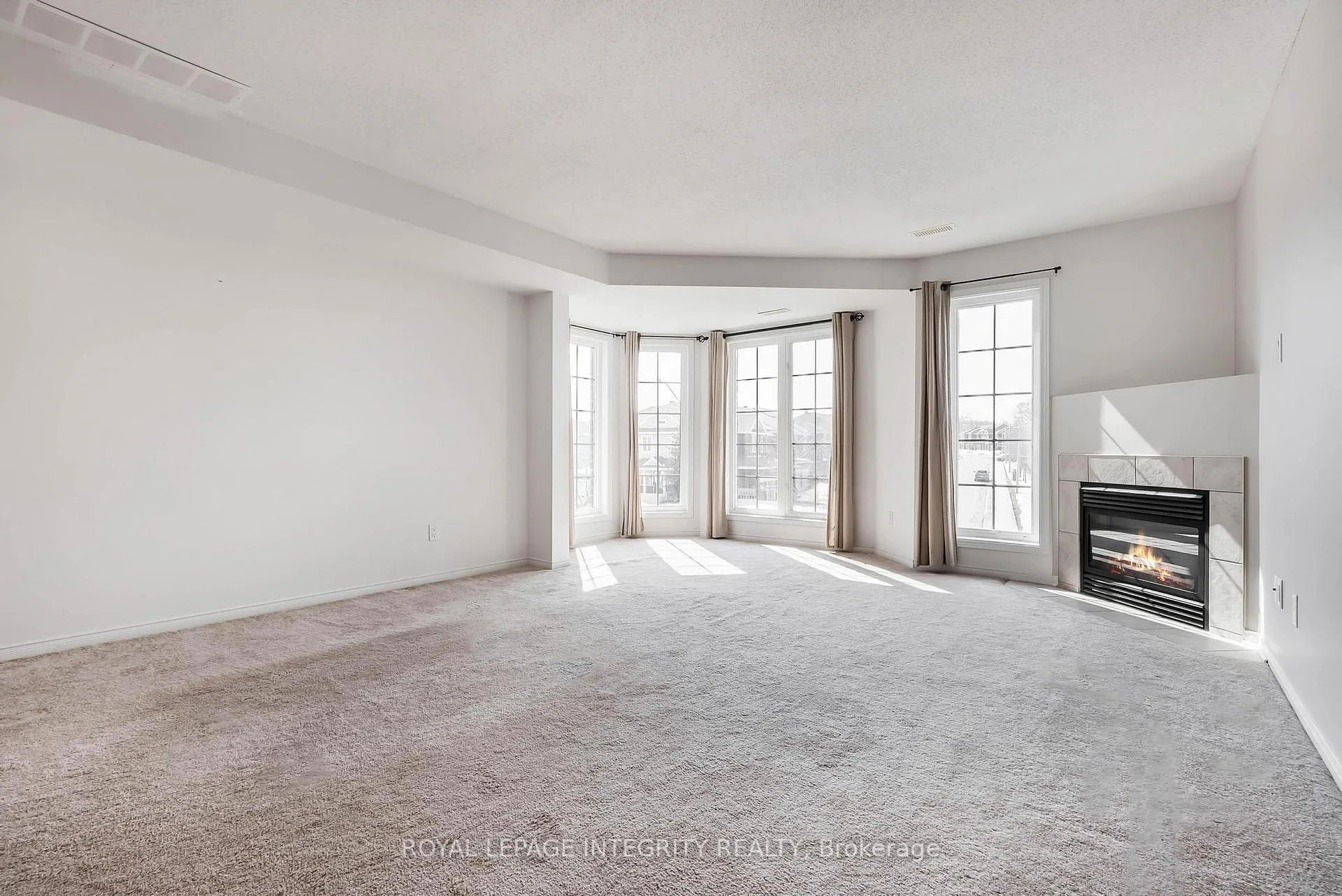 Photo 12 of 888 Longfields Drive, Ottawa, Barrhaven - Longfields — HOMEH