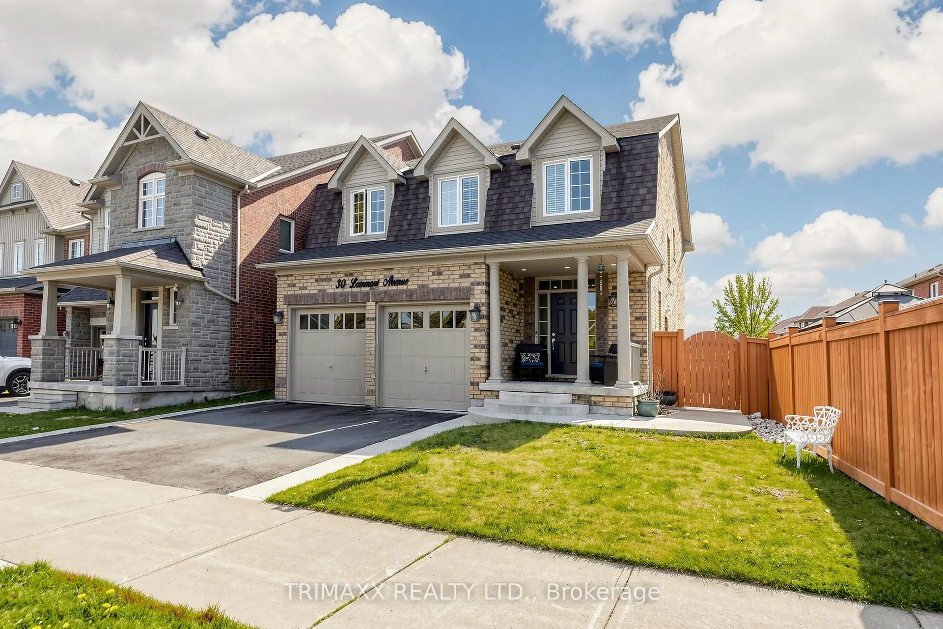Photo 3 of 30 Learmont Avenue, Caledon, Rural Caledon — HOMEH