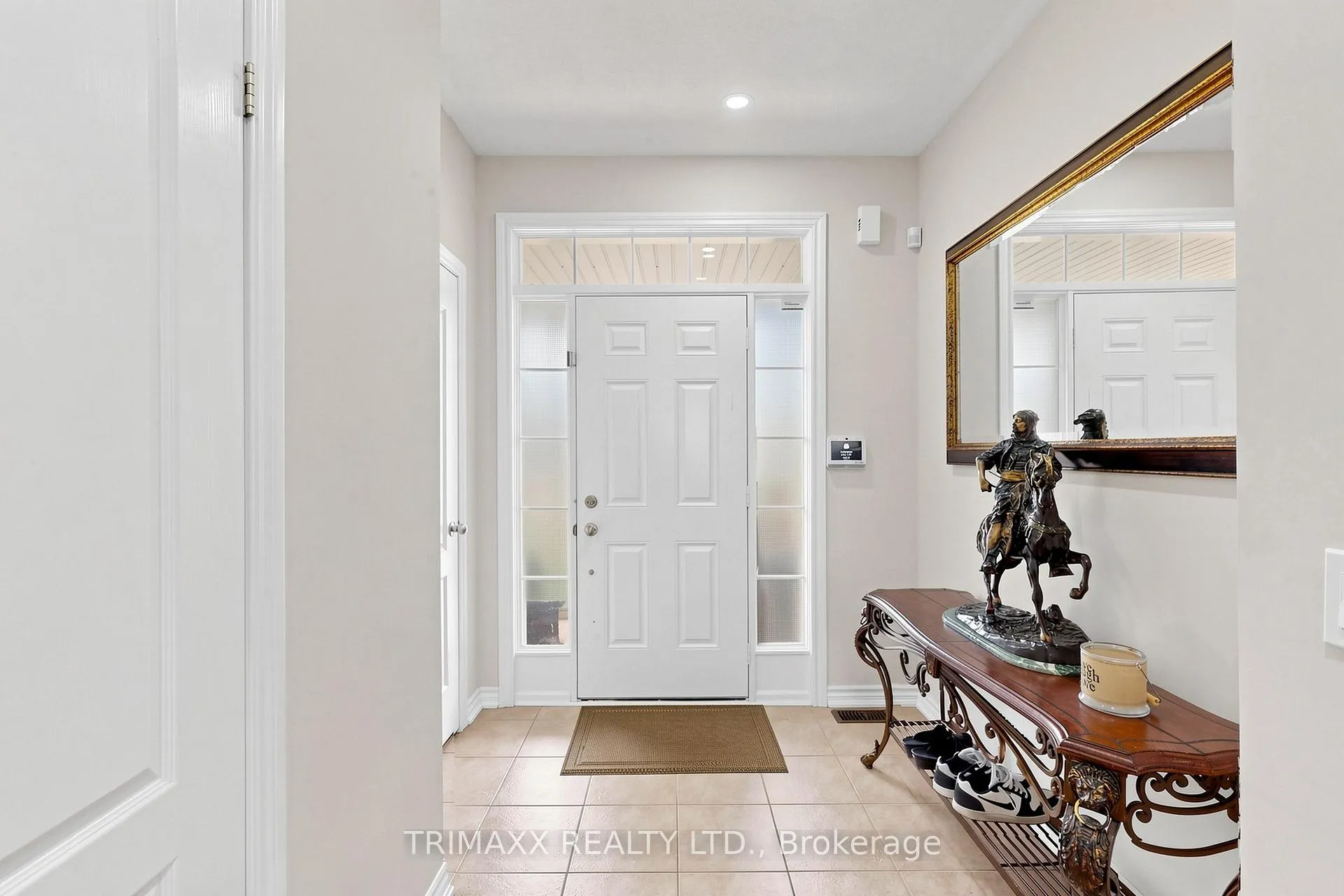 Photo 14 of 30 Learmont Avenue, Caledon, Rural Caledon — HOMEH