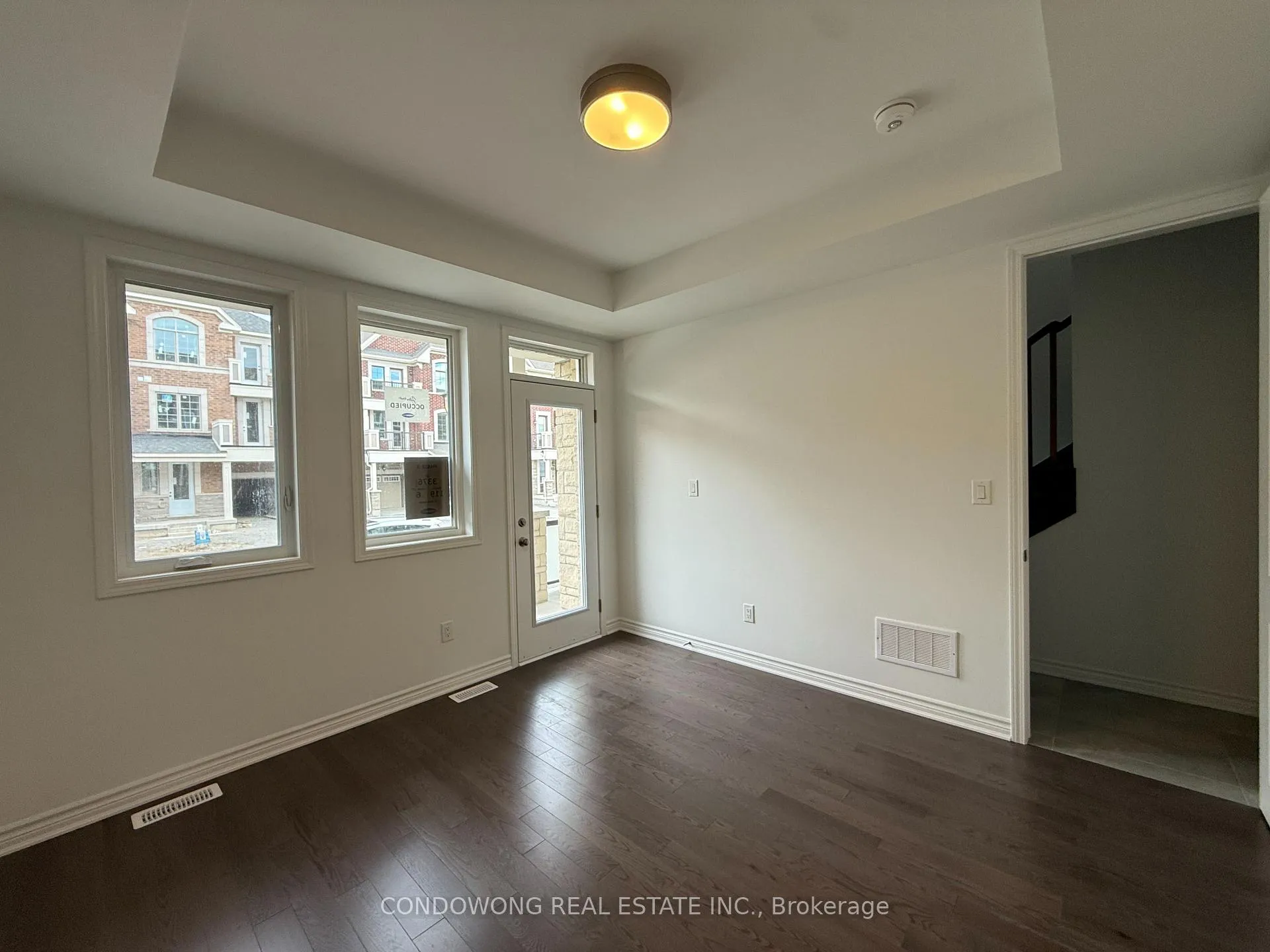 Photo 4 of 90 Avani Avenue, Markham, Rural Markham — HOMEH