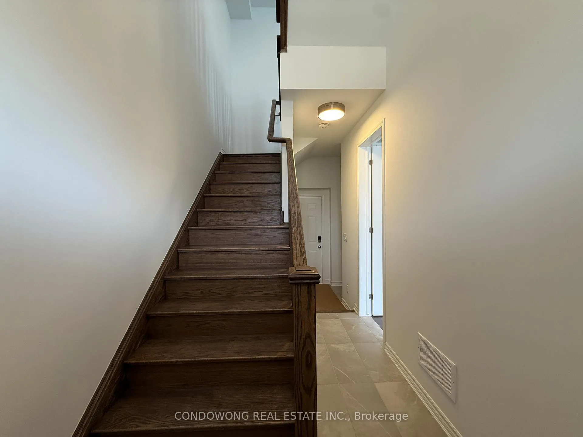 Photo 8 of 90 Avani Avenue, Markham, Rural Markham — HOMEH