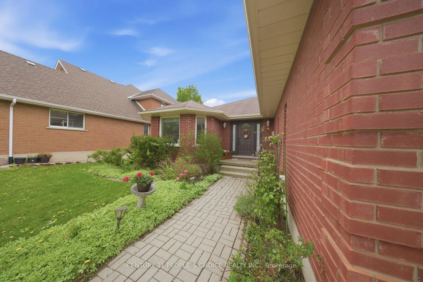 Photo 3 of 109 Gillin Road, Brantford — HOMEH