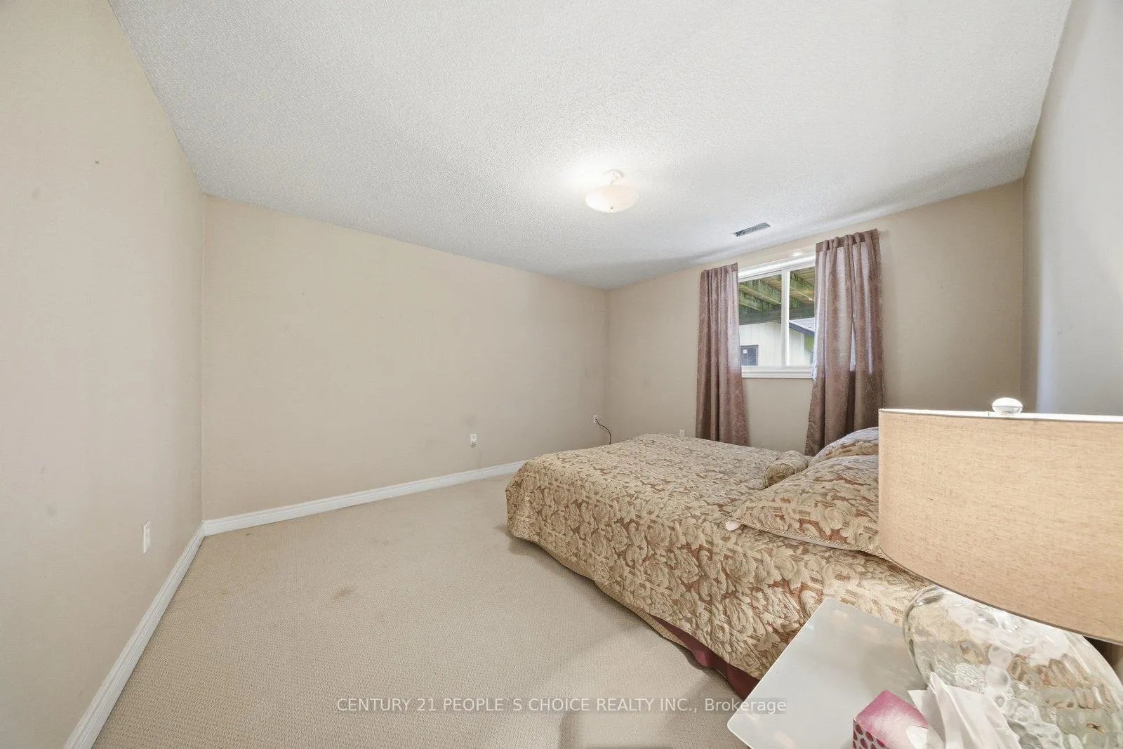 Photo 32 of 109 Gillin Road, Brantford — HOMEH