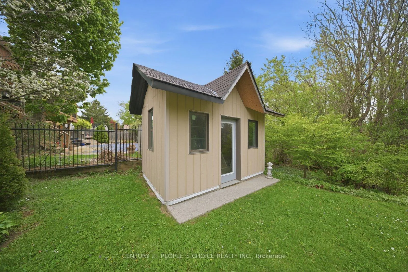 Photo 41 of 109 Gillin Road, Brantford — HOMEH