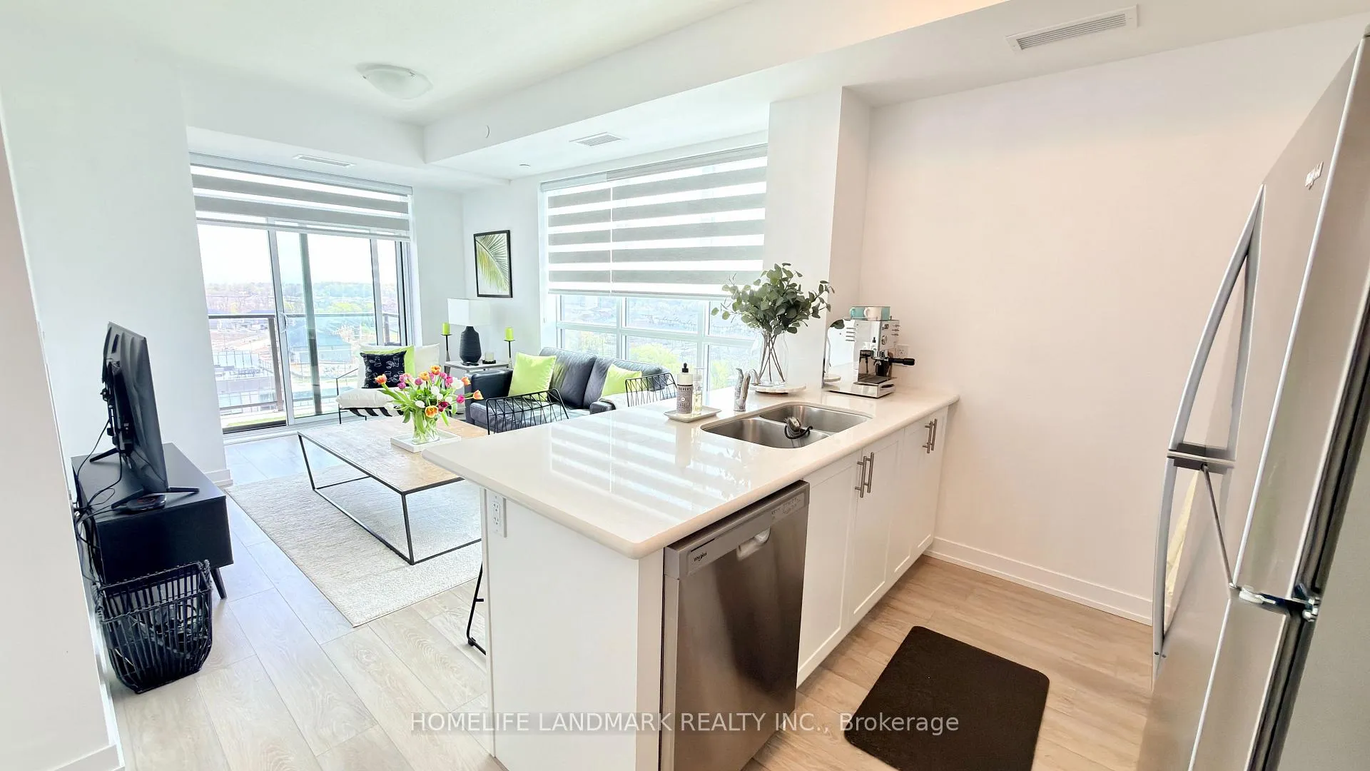 Photo 4 of Unit 1009, 460 Dundas Street E, Hamilton, Waterdown — HOMEH