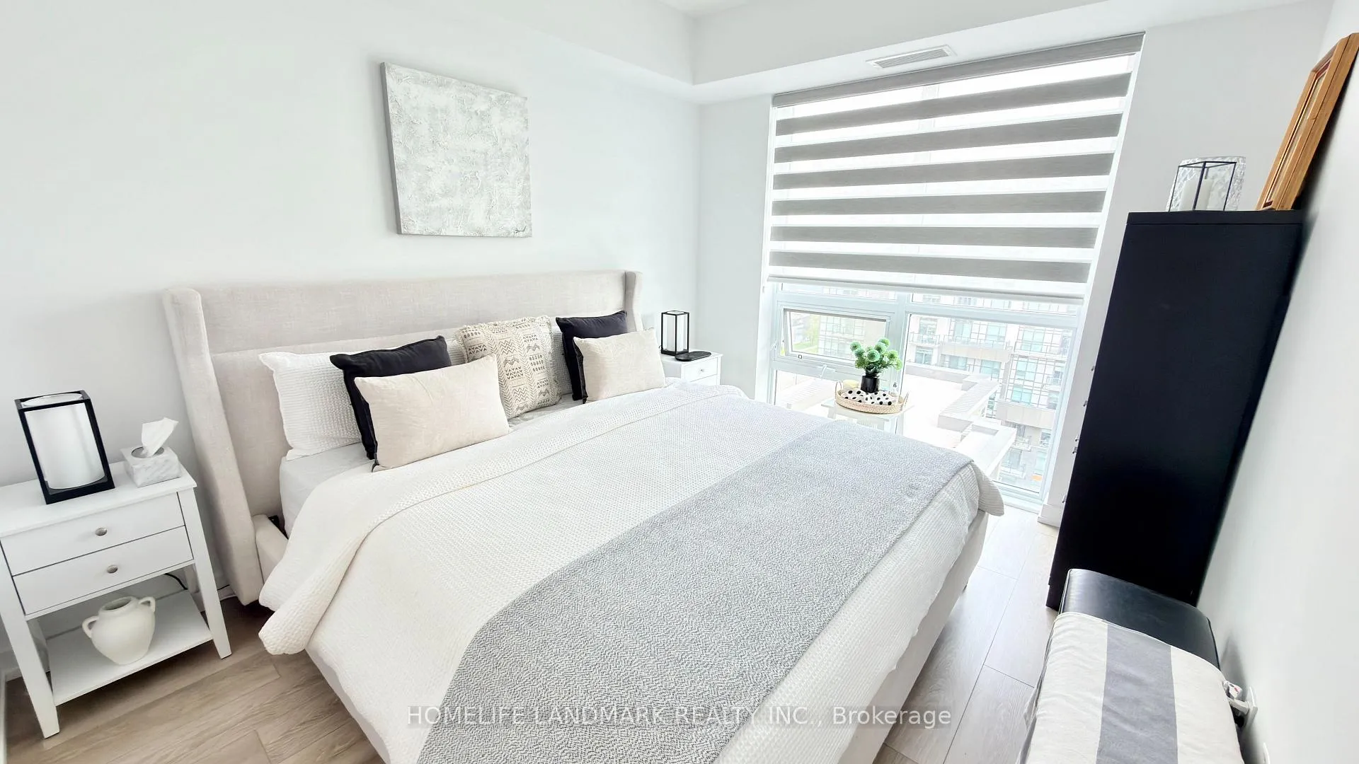 Photo 8 of Unit 1009, 460 Dundas Street E, Hamilton, Waterdown — HOMEH
