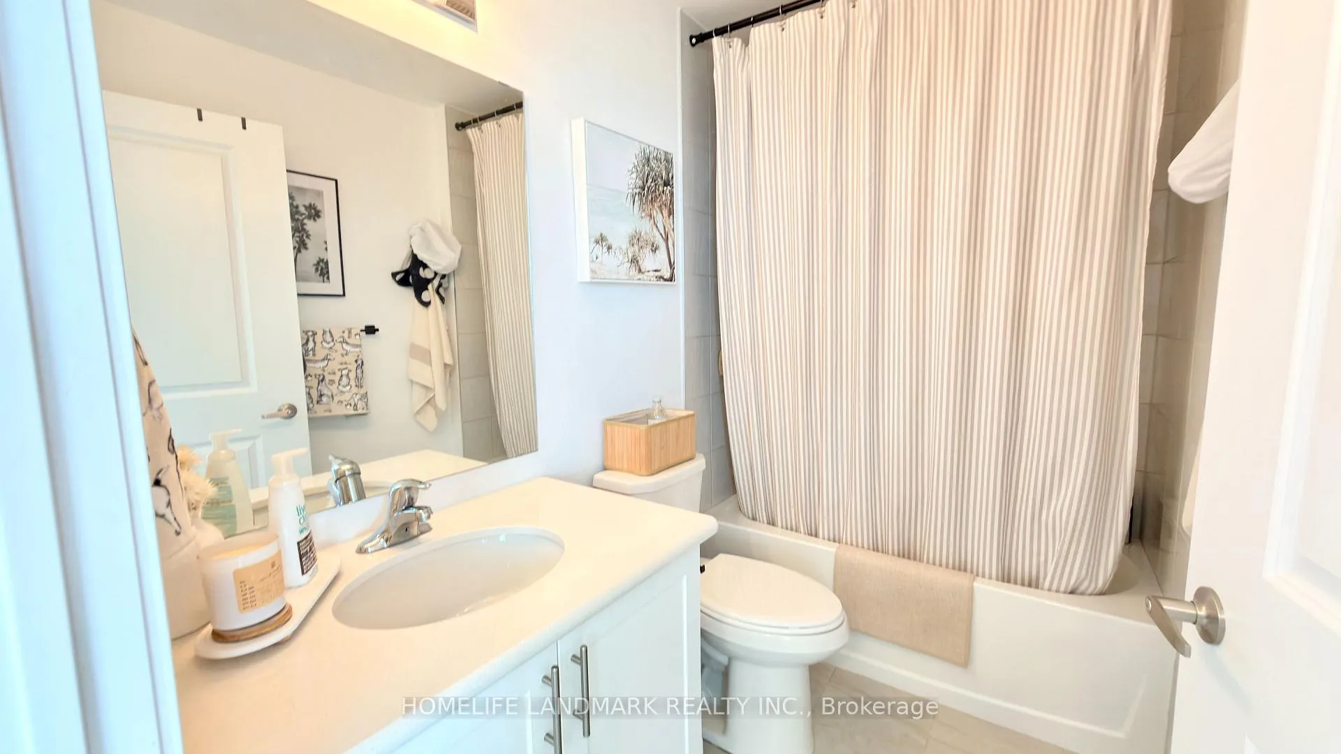 Photo 17 of Unit 1009, 460 Dundas Street E, Hamilton, Waterdown — HOMEH