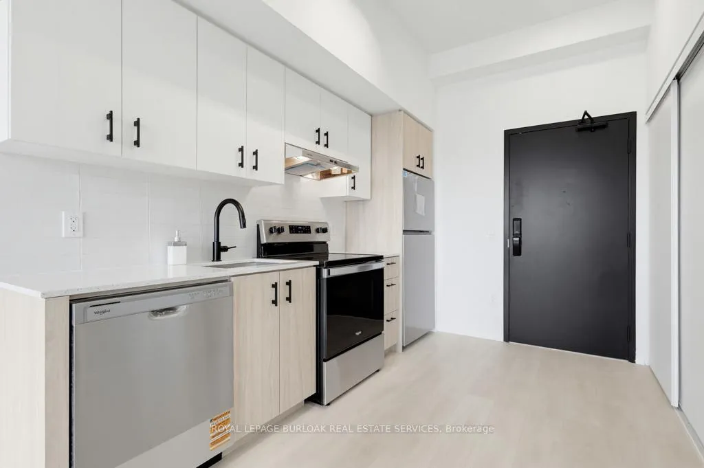 Photo 9 of Unit 123, 4878 Powers Common, Burlington, Alton — HOMEH