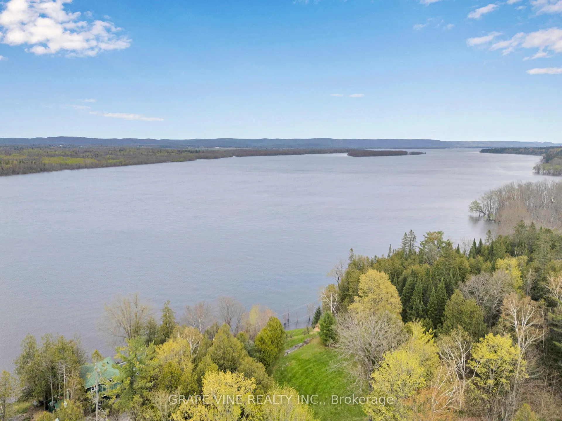 Photo 7 of 5468 Torbolton Ridge Road, Ottawa, Woodlawn/Maclarens Landing/Kilmaurs — HOMEH