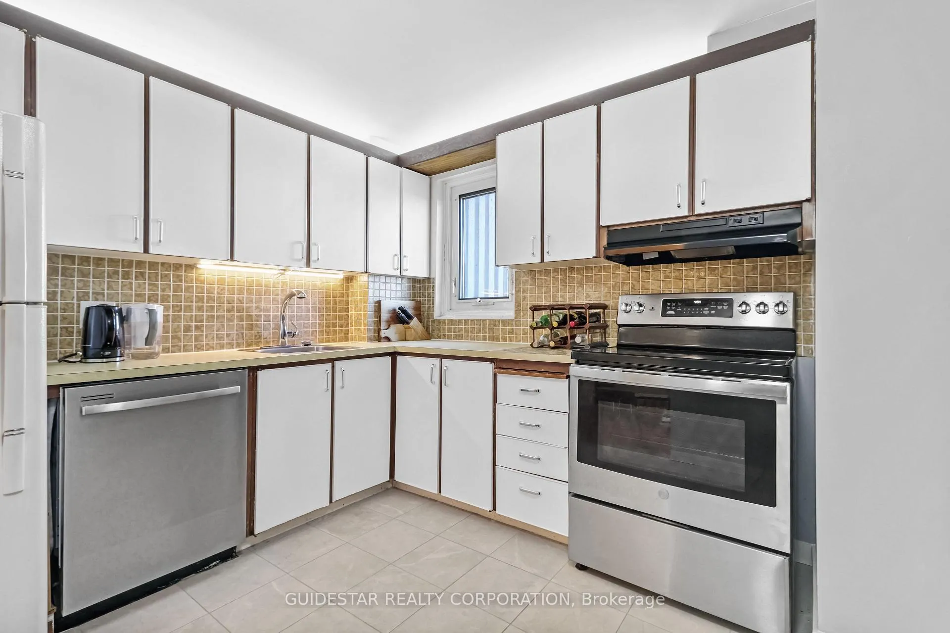 Photo 11 of Unit 1906, 1171 Ambleside Drive, Ottawa, Woodroffe — HOMEH
