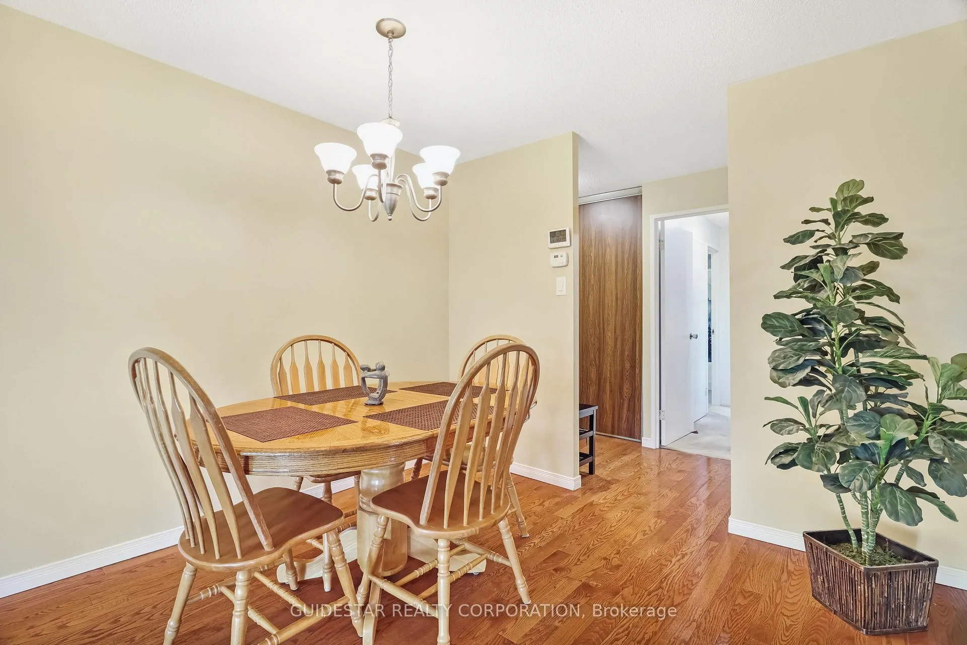 Photo 16 of Unit 1906, 1171 Ambleside Drive, Ottawa, Woodroffe — HOMEH