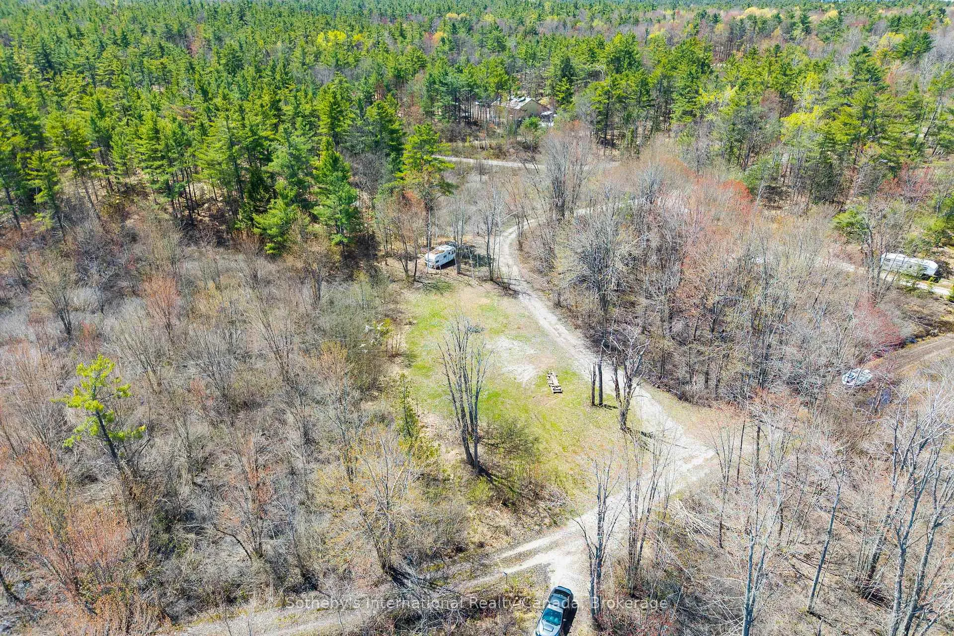 Photo 4 of 1114 Tryon Road, Gravenhurst, Morrison — HOMEH