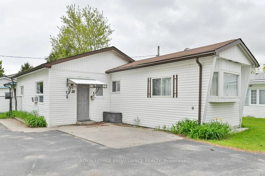 Photo 1 of Unit 29, 63 Whites Road, Quinte West, Sidney Ward — HOMEH