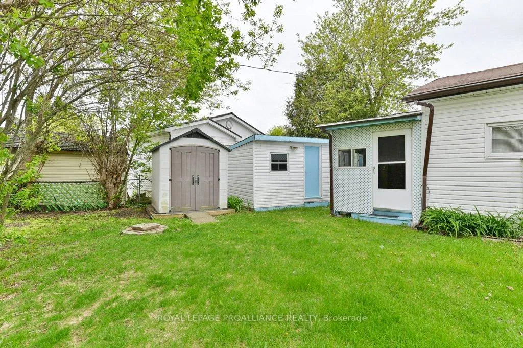 Photo 26 of Unit 29, 63 Whites Road, Quinte West, Sidney Ward — HOMEH