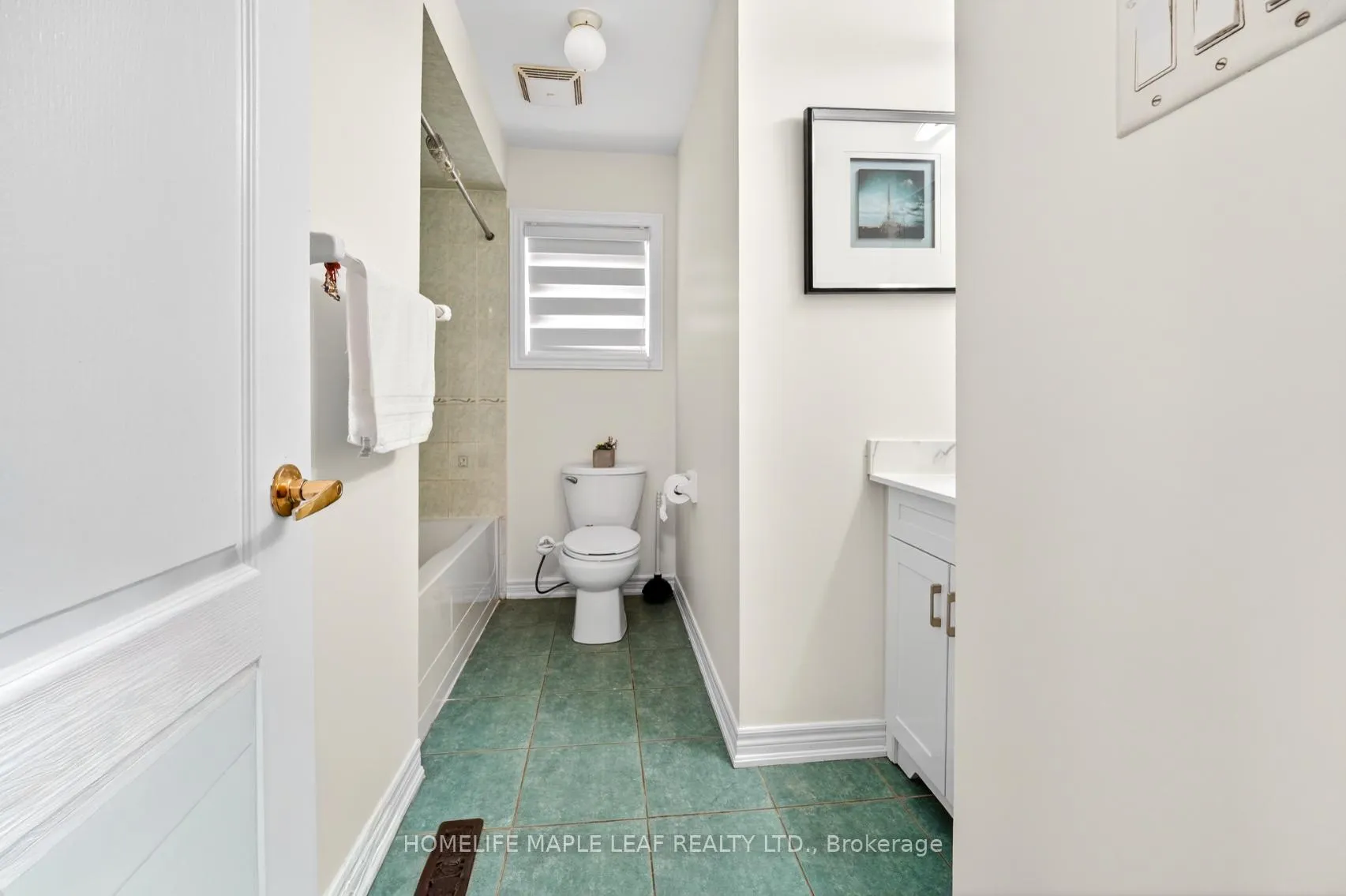 Photo 23 of 6 Clearjoy Street, Brampton, Madoc — HOMEH