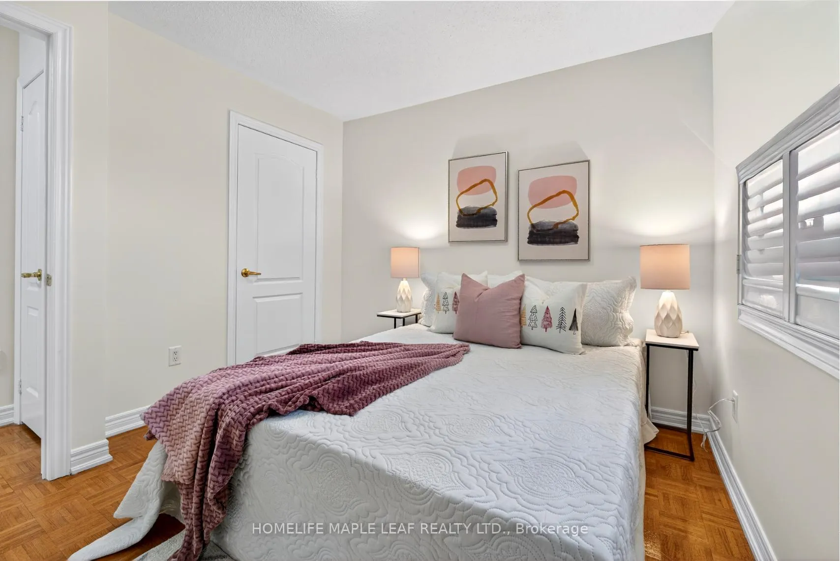 Photo 34 of 6 Clearjoy Street, Brampton, Madoc — HOMEH